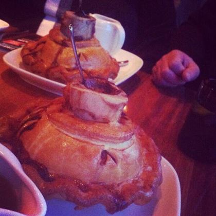 Spaceship meat pies with bone marrow at @charcut #bigtasteyyc http://t.co/hwgpMlrJvT