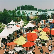 Looks like we’ve got beautiful weather for @tasteofcalgary! The four day event brings you tasters of the best food and drink that the city has to offer all in one convenient location. Come down to Eau Claire between 11am and 9pm everyday until Sunday - it’s like an entire festival of Costco samples, you’re gonna love it!
.
.
.
#iamdowntown #tasteofcalgary #yyceats #yycnow #yyc #eauclaire #downtownyyc #cityliving #captureyyc #curiocitycalgary #narcitycalgary #