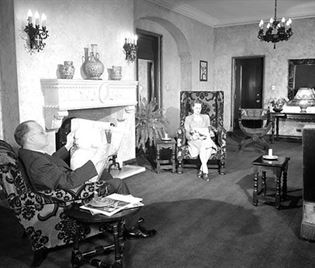 Suite Sitting Room - 1946